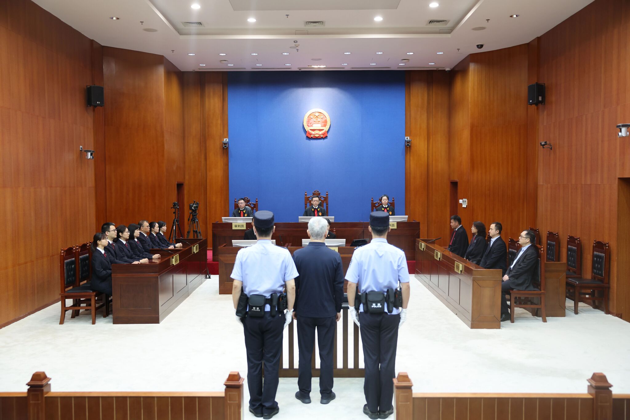 许家印一审宣判2(1) 许家印一审宣判2(1)